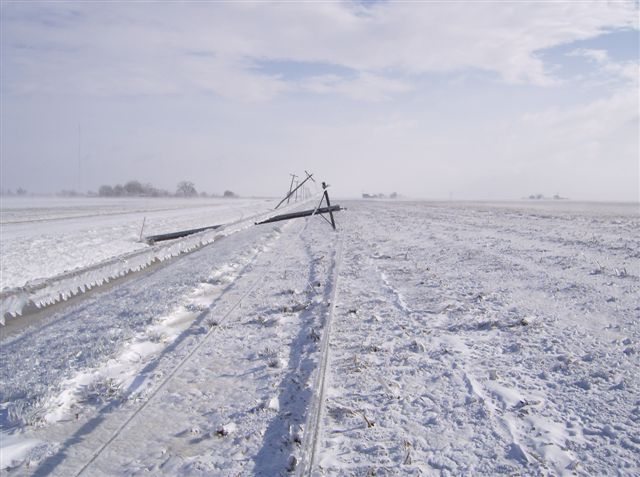 UTY-polesdownonice&snowcoveredroad snow covered tracks